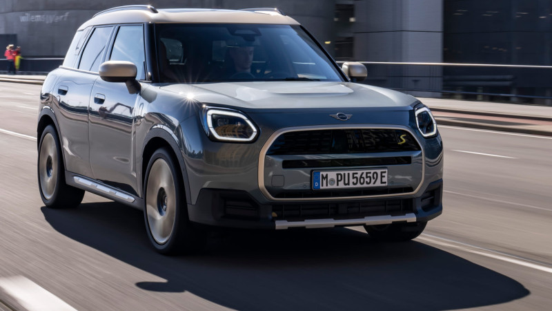 All New MINI C Classic Countryman